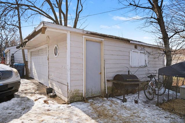 6609 Cranwood Drive, Flint, MI 48505