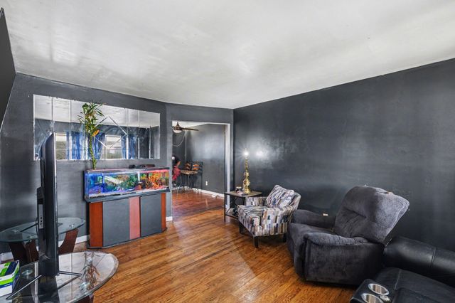 6609 Cranwood Drive, Flint, MI 48505