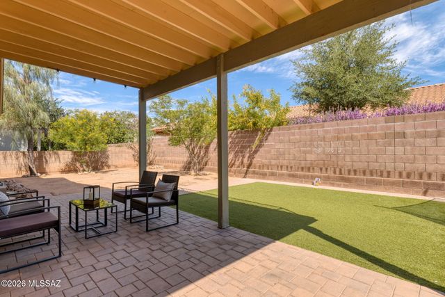 2650 W Camino Del Venegas, Tucson, AZ 85742