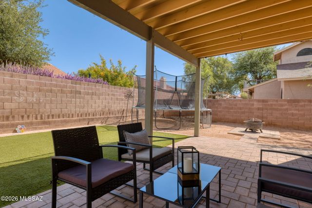 2650 W Camino Del Venegas, Tucson, AZ 85742