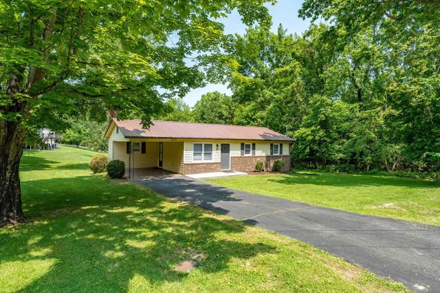 1315 Adobe Drive, Johnson City, TN 37601