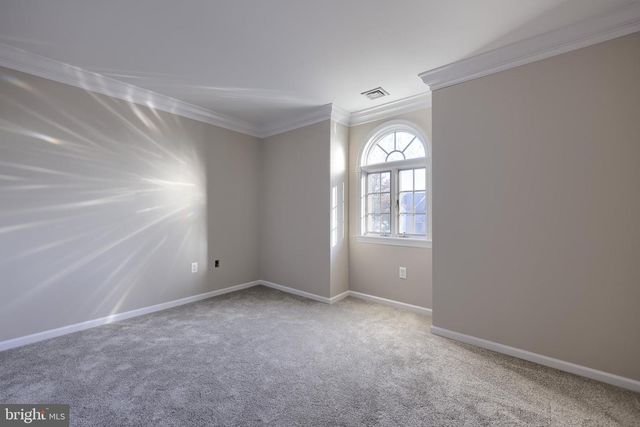 33 BLACK OAK DR, Lancaster, PA 17602