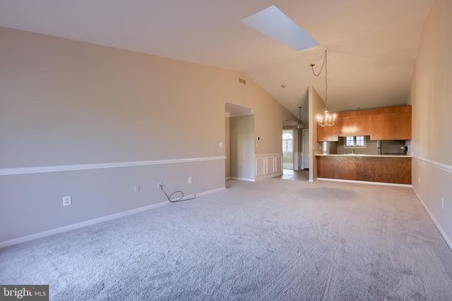 33 BLACK OAK DR, Lancaster, PA 17602