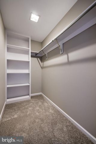 33 BLACK OAK DR, Lancaster, PA 17602