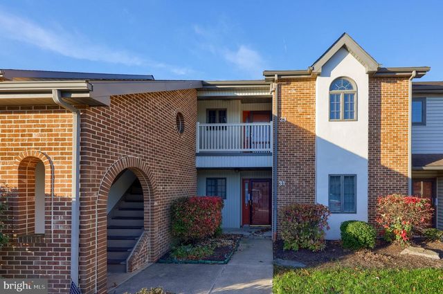 33 BLACK OAK DR, Lancaster, PA 17602