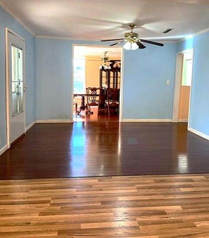 1221 D Hodge Rd, Cottonwood, AL 36320