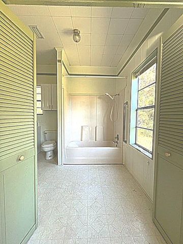 1221 D Hodge Rd, Cottonwood, AL 36320