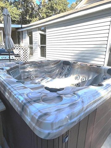 1221 D Hodge Rd, Cottonwood, AL 36320