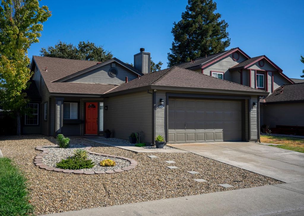 4429 Country Run Way, Antelope, CA 95843