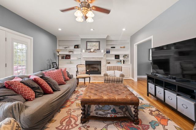 115 Winding View Trail, Georgetown, KY 40324