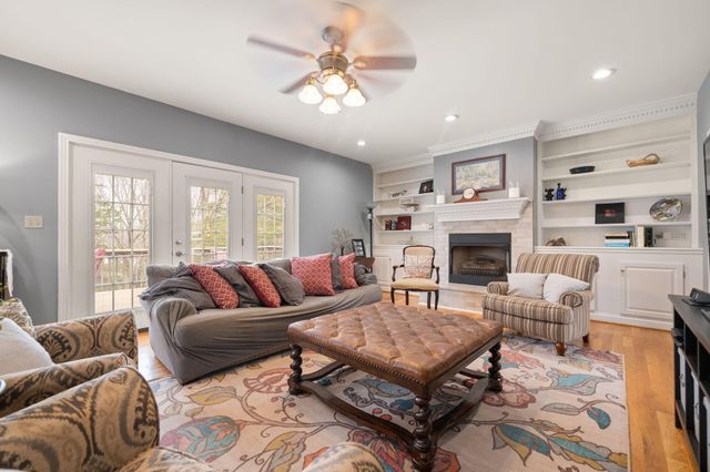 115 Winding View Trail, Georgetown, KY 40324