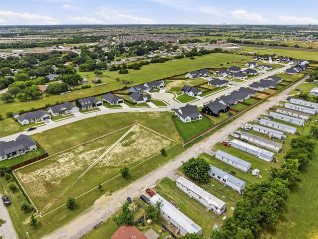 516 Highview Court, Godley, TX 76044