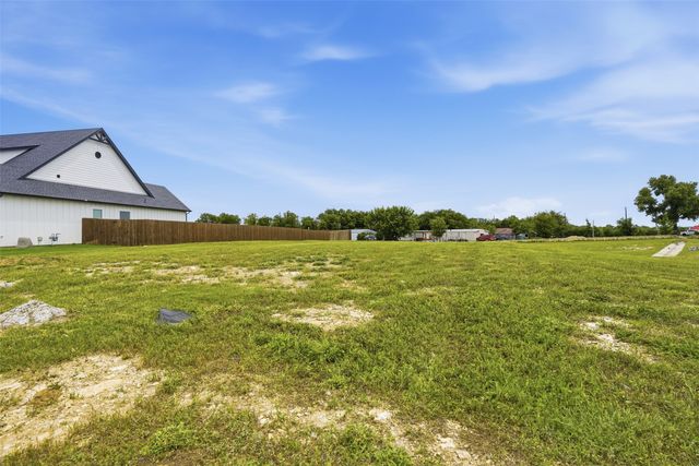 516 Highview Court, Godley, TX 76044