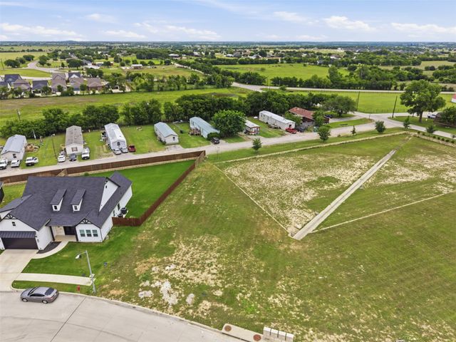 516 Highview Court, Godley, TX 76044
