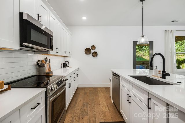 108 Glendale Avenue, Asheville, NC 28803