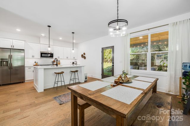 108 Glendale Avenue, Asheville, NC 28803