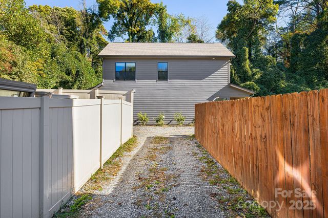 108 Glendale Avenue, Asheville, NC 28803