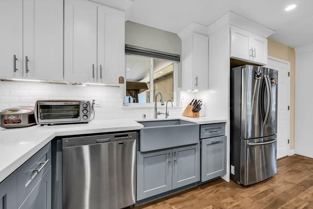 1122 Scotland Drive, Cupertino, CA 95014
