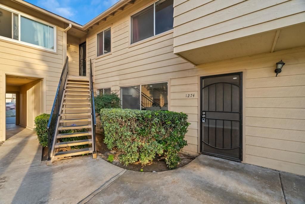 Image 2 of property listing at 1274 Holly Ave, Imperial Beach, CA 91932