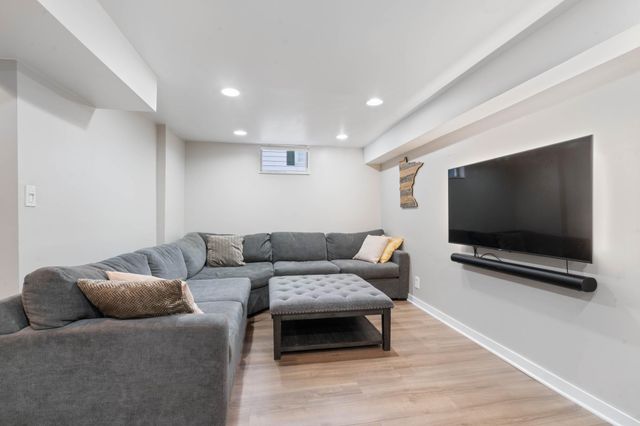 5118 Wyoming Street, Duluth, MN 55804