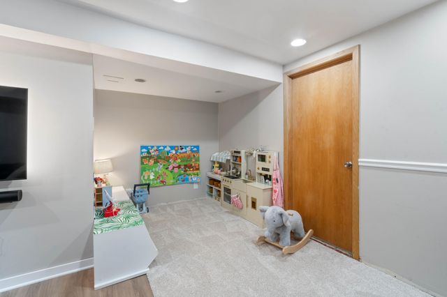 5118 Wyoming Street, Duluth, MN 55804