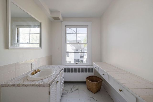 110 School Street, Concord, NH 03301