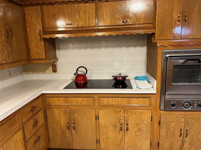 1813 E Belt Line Road, Carrollton, TX 75006