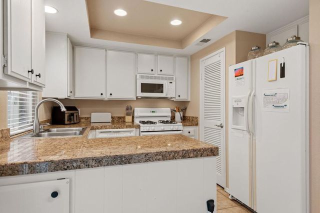 72927 Arthur Ashe Lane, Palm Desert, CA 92260