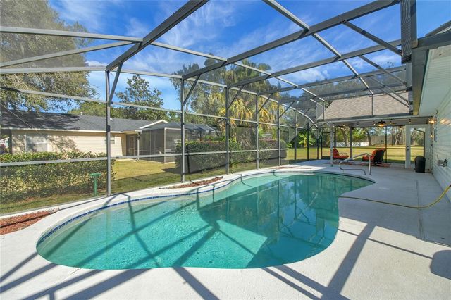 1203 LAUREL OAK LANE, Lady Lake, FL 32159