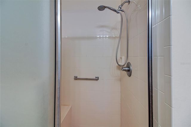 1203 LAUREL OAK LANE, Lady Lake, FL 32159