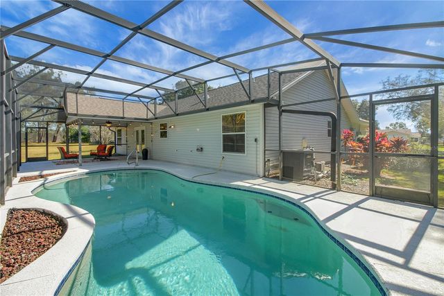 1203 LAUREL OAK LANE, Lady Lake, FL 32159