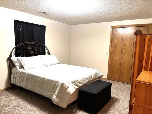 11821 W Nantucket St, Wichita, KS 67212