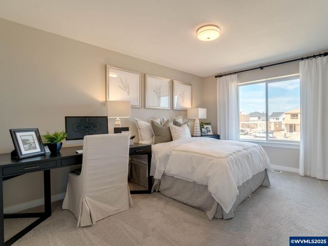 5815 Kiffen St SE, Salem, OR 97306