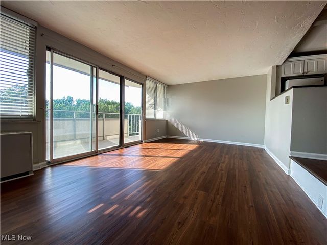 12900 Lake Avenue 610, Lakewood, OH 44107