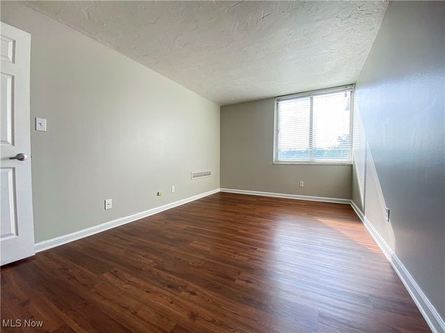 12900 Lake Avenue 610, Lakewood, OH 44107