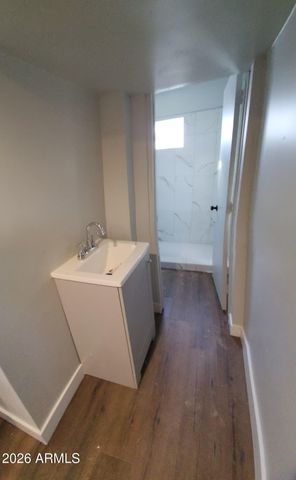 2002 W JEFFERSON Street, Phoenix, AZ 85009