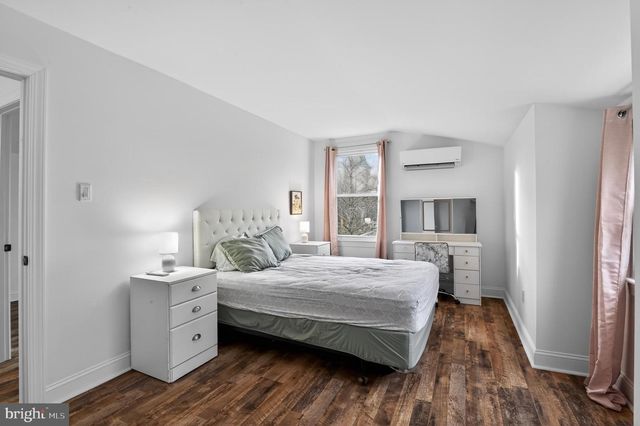 17 SISKIN LA, Cape May Court House, NJ 08210