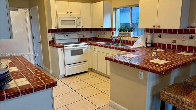 13553 SW 124th Ave Rd 13553, Miami, FL 33186