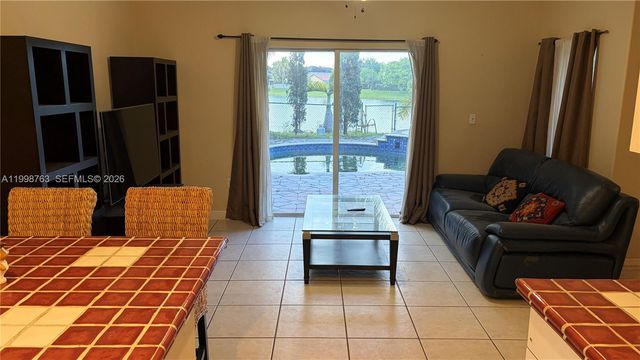 13553 SW 124th Ave Rd 13553, Miami, FL 33186