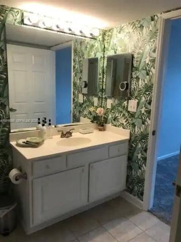 4105 Residence Drive 721, Fort Myers, FL 33901