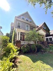 42 Richmond Avenue 3, Buffalo, NY 14222