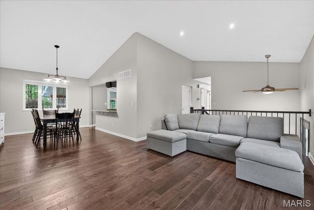 2512 Maple Crossing Drive, Wildwood, MO 63011