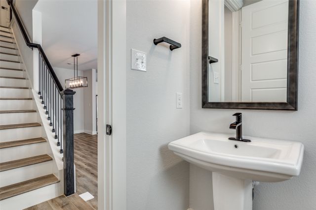 4913 Ivy Charm Way, Fort Worth, TX 76114