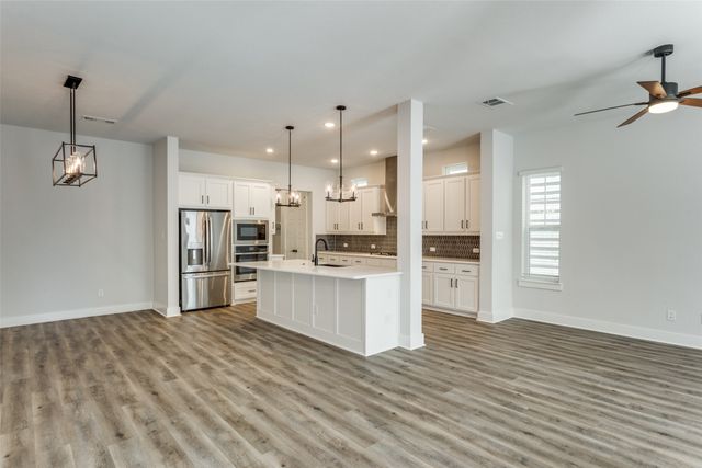 4913 Ivy Charm Way, Fort Worth, TX 76114