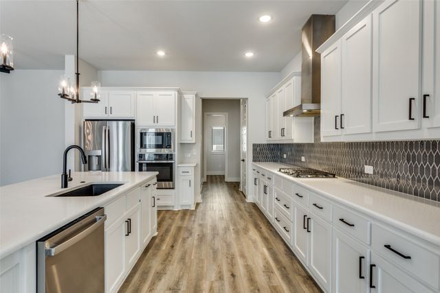 4913 Ivy Charm Way, Fort Worth, TX 76114