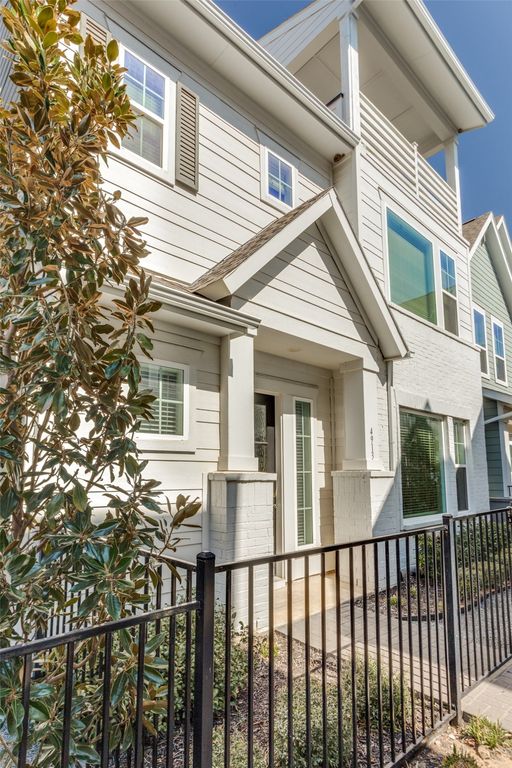 4913 Ivy Charm Way, Fort Worth, TX 76114