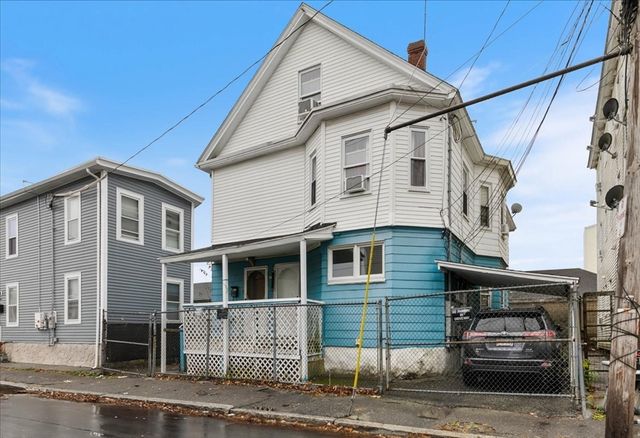 2 Washington St, Lawrence, MA 01841