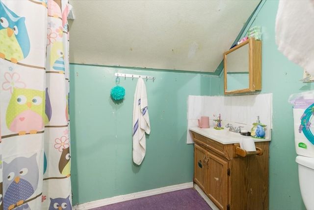 2 Washington St, Lawrence, MA 01841