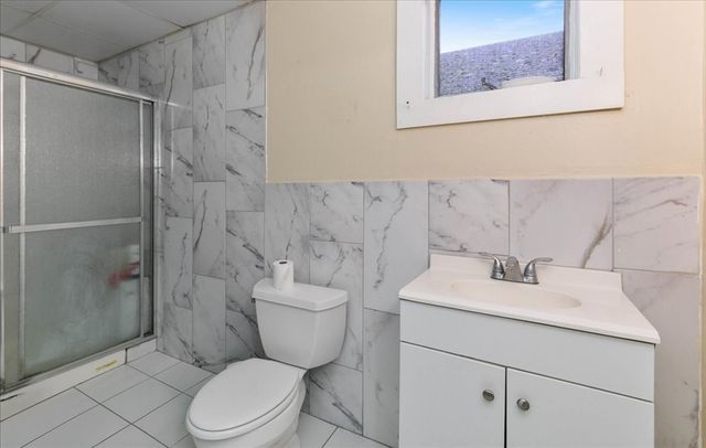 2 Washington St, Lawrence, MA 01841