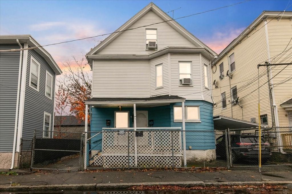 2 Washington St, Lawrence, MA 01841